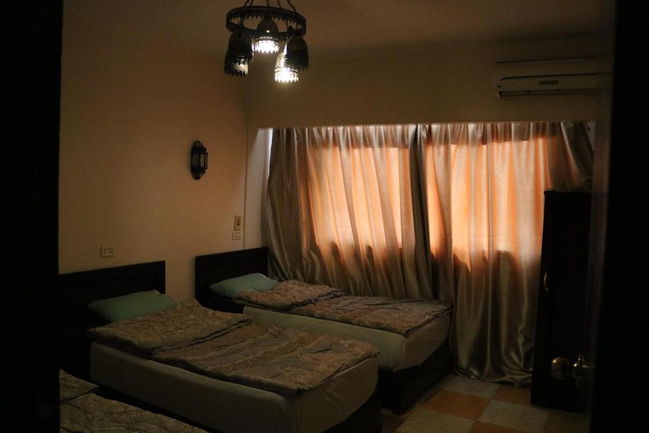 Wake Up! Cairo Hostel Exterior foto